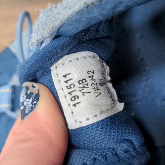 Lands End women's covered water shoes toggle strap blue GUC 7.5 - Picture 5 of 6